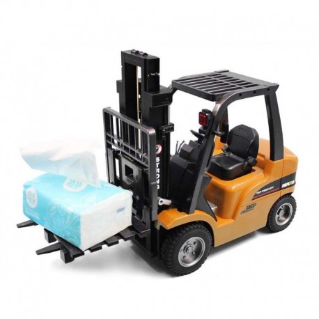 Stor fjernstyret gaffeltruck