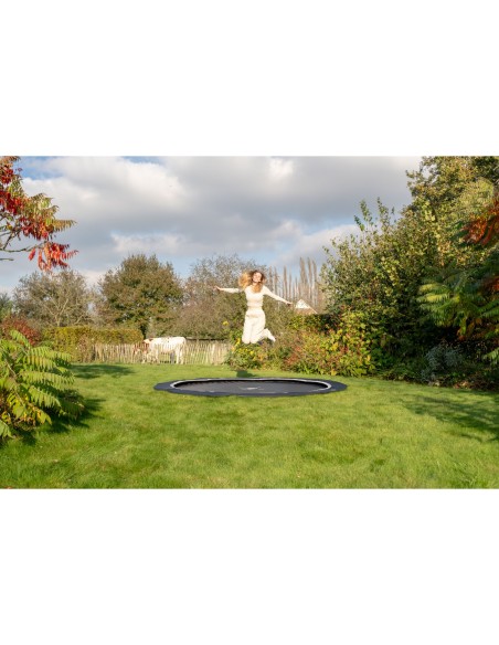 EXIT InTerra sportstrampolin - rund i jordniveau - sort