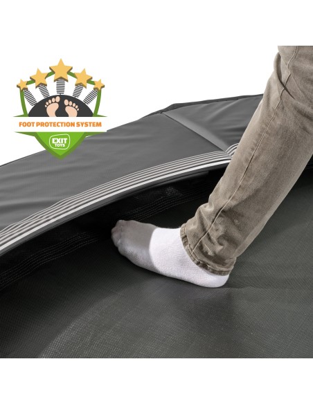 EXIT InTerra sportstrampolin - rund i jordniveau - sort