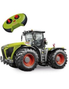 Fjernstyret CLAAS Xerion 5000 traktor med drejeligt førerhus