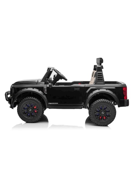 Ford Super Duty Truck 4x4 - Sort